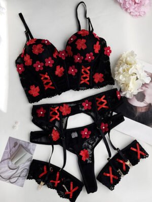 European and American sexy belt mold cup heavy industry craft steel ring underwear flower hand-sewn underwear set