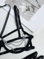 European and American erotic lingerie sexy metal chain hollow decoration three-piece lingerie set