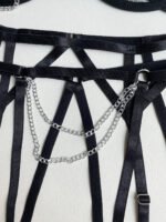 European and American erotic lingerie sexy metal chain hollow decoration three-piece lingerie set